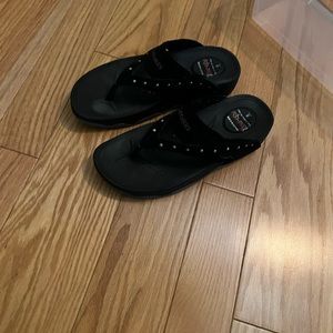 sketchers slippers